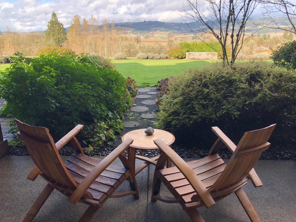 The Setting Inn Willamette Valley Ньюберг Экстерьер фото